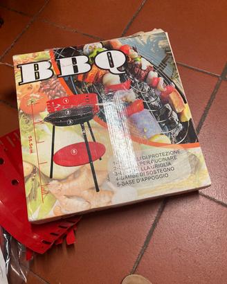 Piccolo Barbecue portatile nuovo