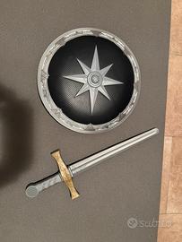 Set scudo e spada giocattolo