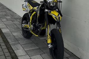 SWM SM R FACTORY 125 - 2020 (16.000 km)