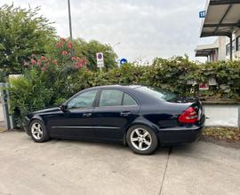 MERCEDES Classe E (W/S211) - 2004
