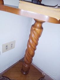 angoliera di legno