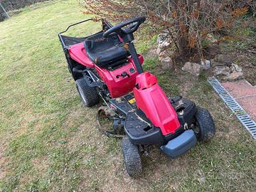 Trattorino tagliaerba