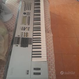 Yamaha Motif 7 funzio perfette ma riverniciato