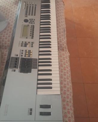 Yamaha Motif 7 funzio perfette ma riverniciato