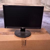 Monitor PC LG Flatron 22" Full HD (Cavi Inclusi)