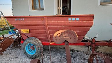 Rimorchio piedi ribaltabile