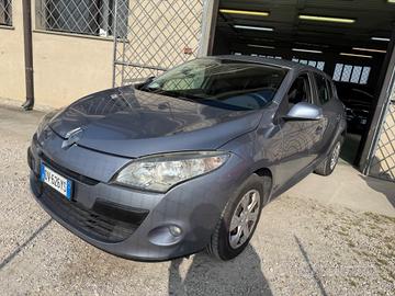 Renault Megane 1.5 dCi 90CV Confort