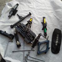 crick e chiavi per auto 