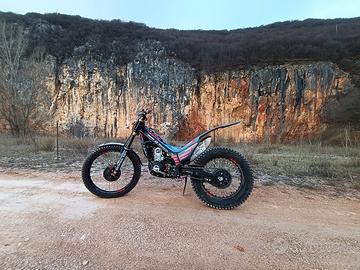 montesa  cota 4rt 301 rr
