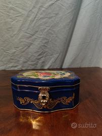 Scatola di latta vintage Dufour