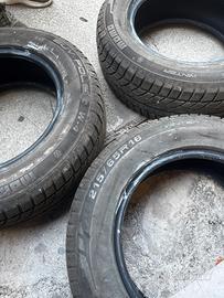 Gomme Momo Suv Pole Winter
