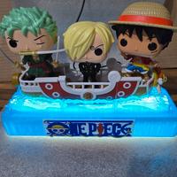 ONE PIECE ESPOSITORE KINDER MAXI  CON LED