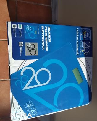 BILANCIA DIGITALE PESA PERSONE