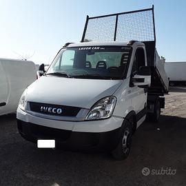 IVECO DAILY 35C130CV RIBALTABILE TRILATERALE