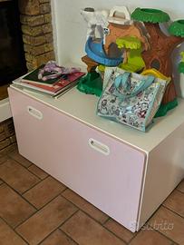 Panca IKea contenitore con ruote