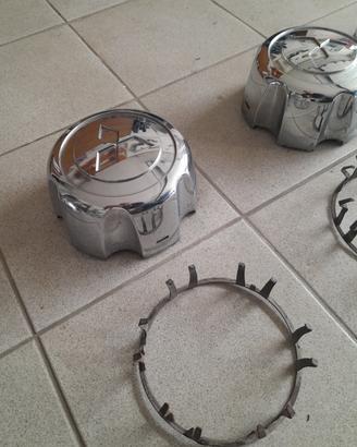 Pajero -coprimozzi originali-
