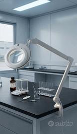 Led con lente d'ingrandimento 