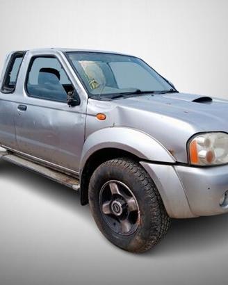 2005 NISSAN NAVARA PICK-UP CAMBIO MANUALE 5 MARCE 