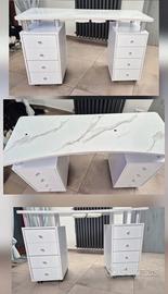 tavolo unghie/ scrivania  con ruote