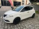 lancia-ypsilon-1-2-69-cv-5-porte-elefantino-blu