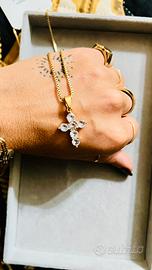Collana a croce