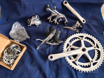 Gruppo bici Campagnolo CHORUS 9v leve BB CARBON