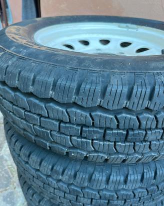 Cerchi e gomme suzuki samurai jimny vitara