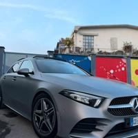 Mercedes classe A180 Premium Tettuccio e Luci