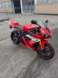 Yamaha YZF R1 - 2004