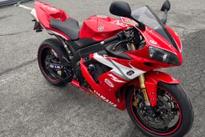 Yamaha YZF R1 - 2004