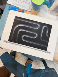 MacBook pro da 14 chip apple m3 pro 1 tb