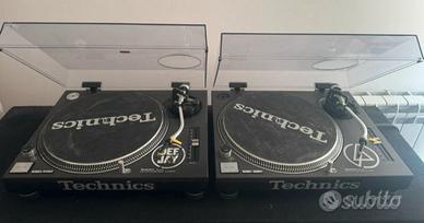 Coppia giradischi Technics 1210 mk2
