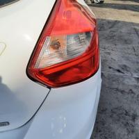 FORD FOCUS 2011 - STOP POSTERIORE DESTRO