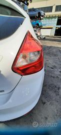 FORD FOCUS 2011 - STOP POSTERIORE DESTRO