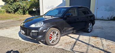 PORSCHE CAYENNE GTS 4800