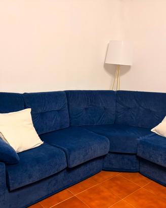 Divano ad angolo 250 cm *150 cm
