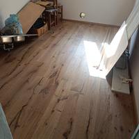 Parquet Rustico con Nodi Lunghi a Bologna