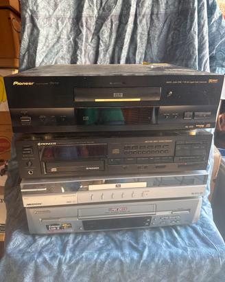 Lotto lettore cd dvd vhs