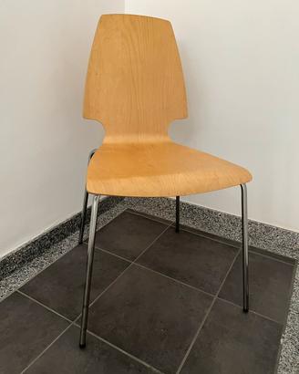 4 Sedie  Ikea color legno, struttura cromata