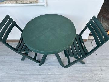 Set sedie e tavolino per esterno