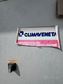 Pompa di calore  Mitsubishi per grandi magazzini o