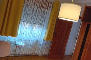 1 stanza singola con letto matrimoniale