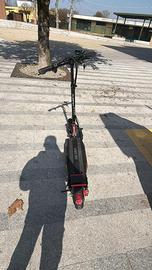 Monopattino elettrico lewis pro