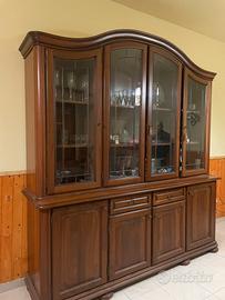 Vetrina per sala in legno