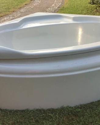 Vasca da bagno angolare