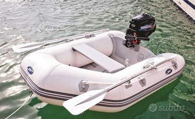 Tender chiglia piatta