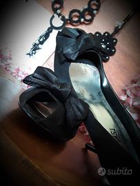 scarpe decoltè donna raso nero con fiocco e tacco