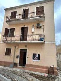 Immobile in asta di 277 m² con 5 locali a Sennori