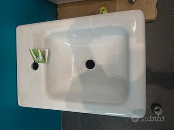 althea outline bidet  