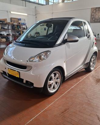 Smart ForTwo 1000 62 kW cabrio pulse